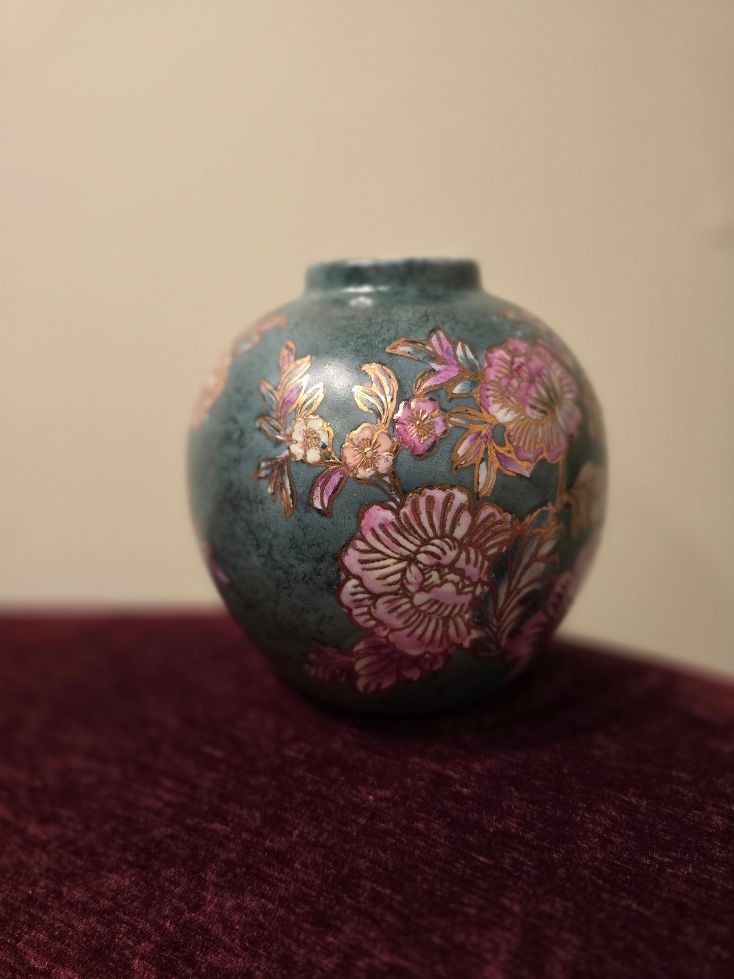 Porcelain Cloisonné Ginger Jar Vessel (no lid)