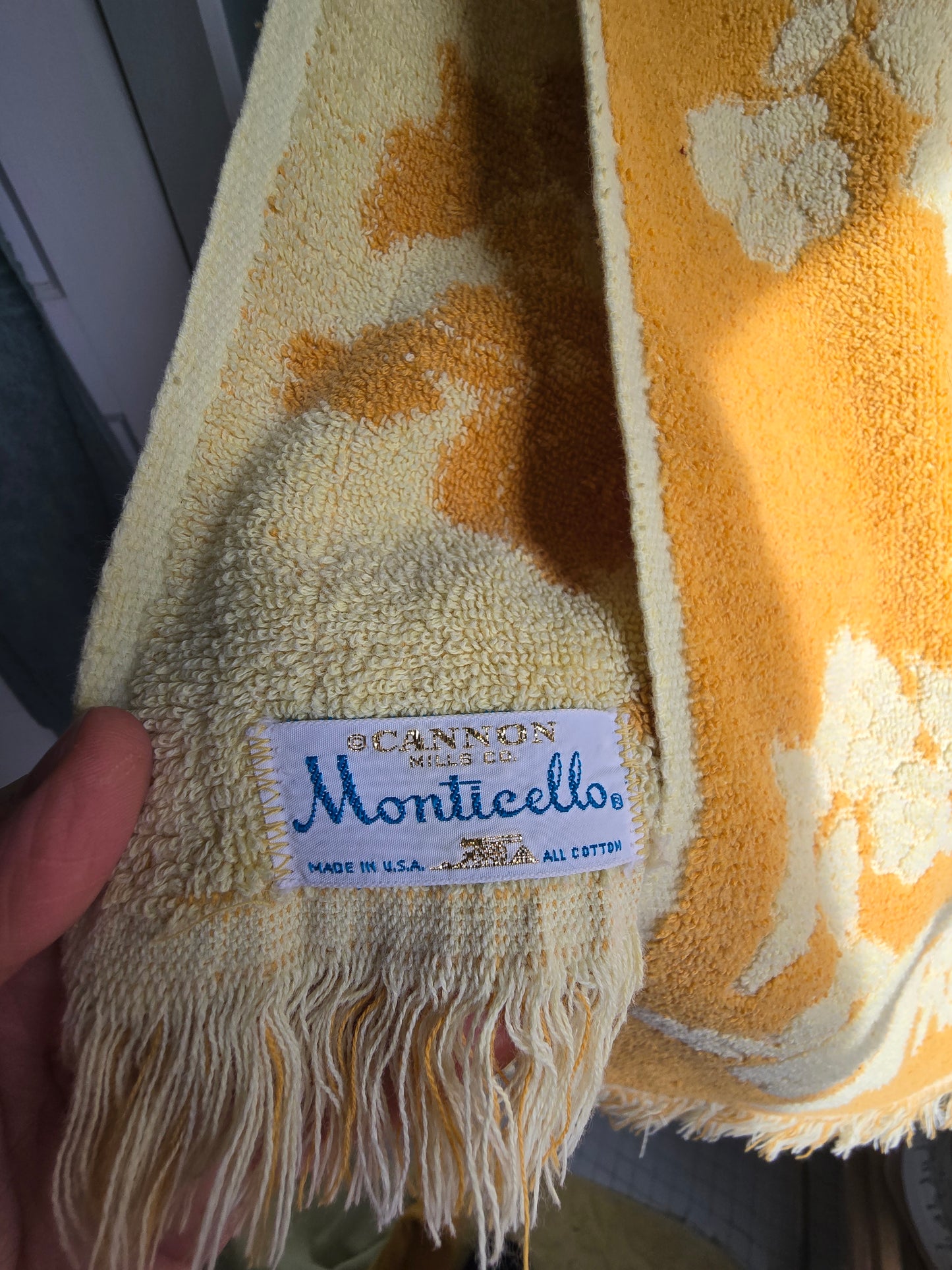 Vintage Cannon Mills Co Monticello Body Towel