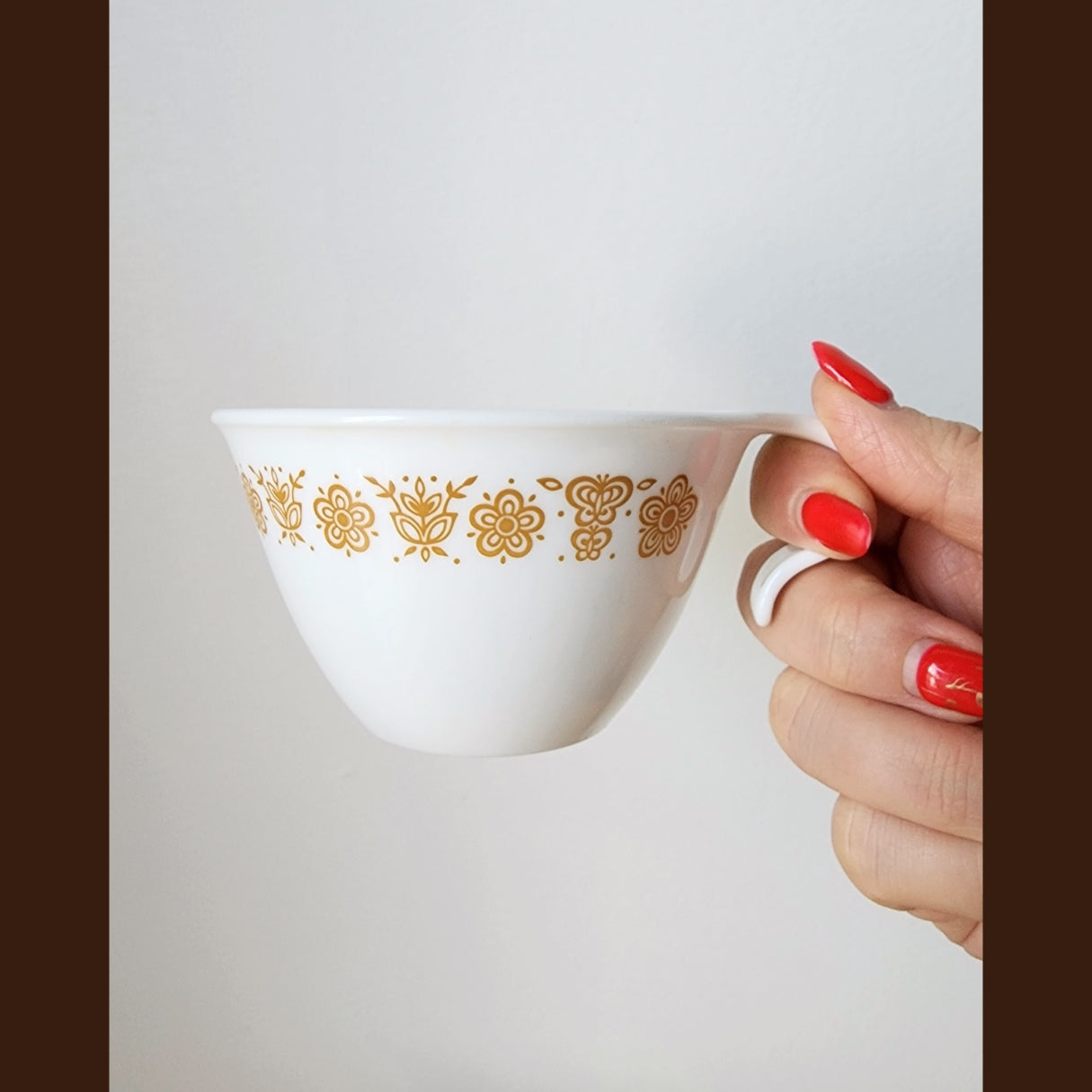 Vintage Corelle Corning Butterfly Gold Pattern Tea Cups – The New