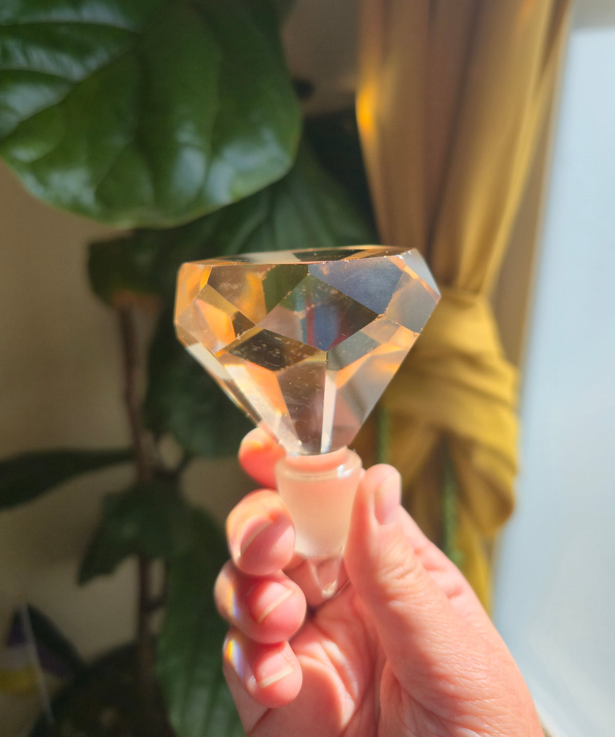 Vintage Pink Crystal Wine stopper