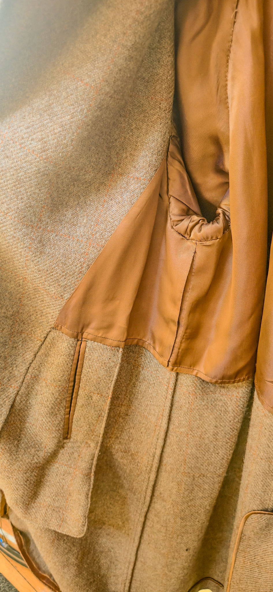 1970s Burberry Tweed Wool Overcoat with Leather buttons