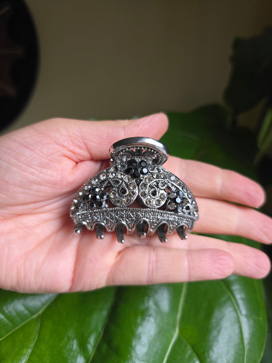 Vintage Metal and Rhinestone Claw Hairclip